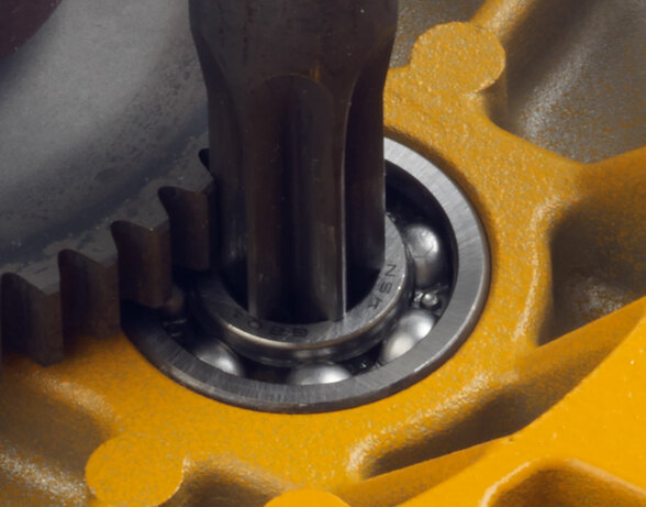 Image of lubricated bearings on CF manual chain hoist